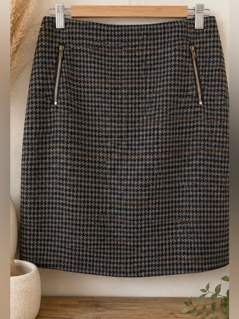 Esprit Houndstooth Mini Skirt | Size 8 | Wool Blend | Classic Plaid